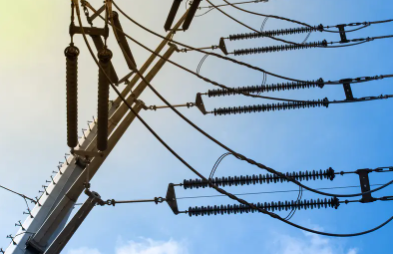 Applications innovantes et perspectives d'avenir du caoutchouc de silicone dans les isolateurs composites à haute tension
