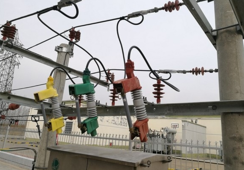 10kV fusible de décrochage coupe l'utilisation et le fonctionnement et l'entretien