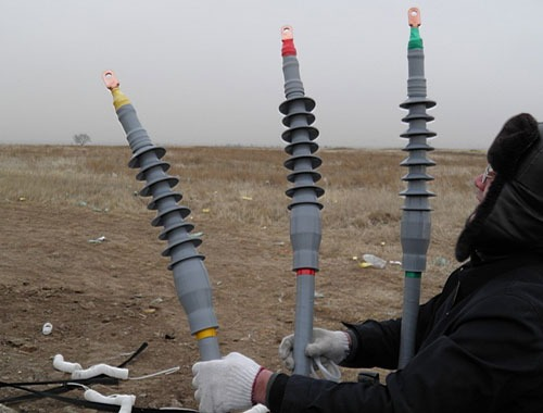 Comment installer des kits de terminaison de câble MT avec des accessoires rétractables à froid