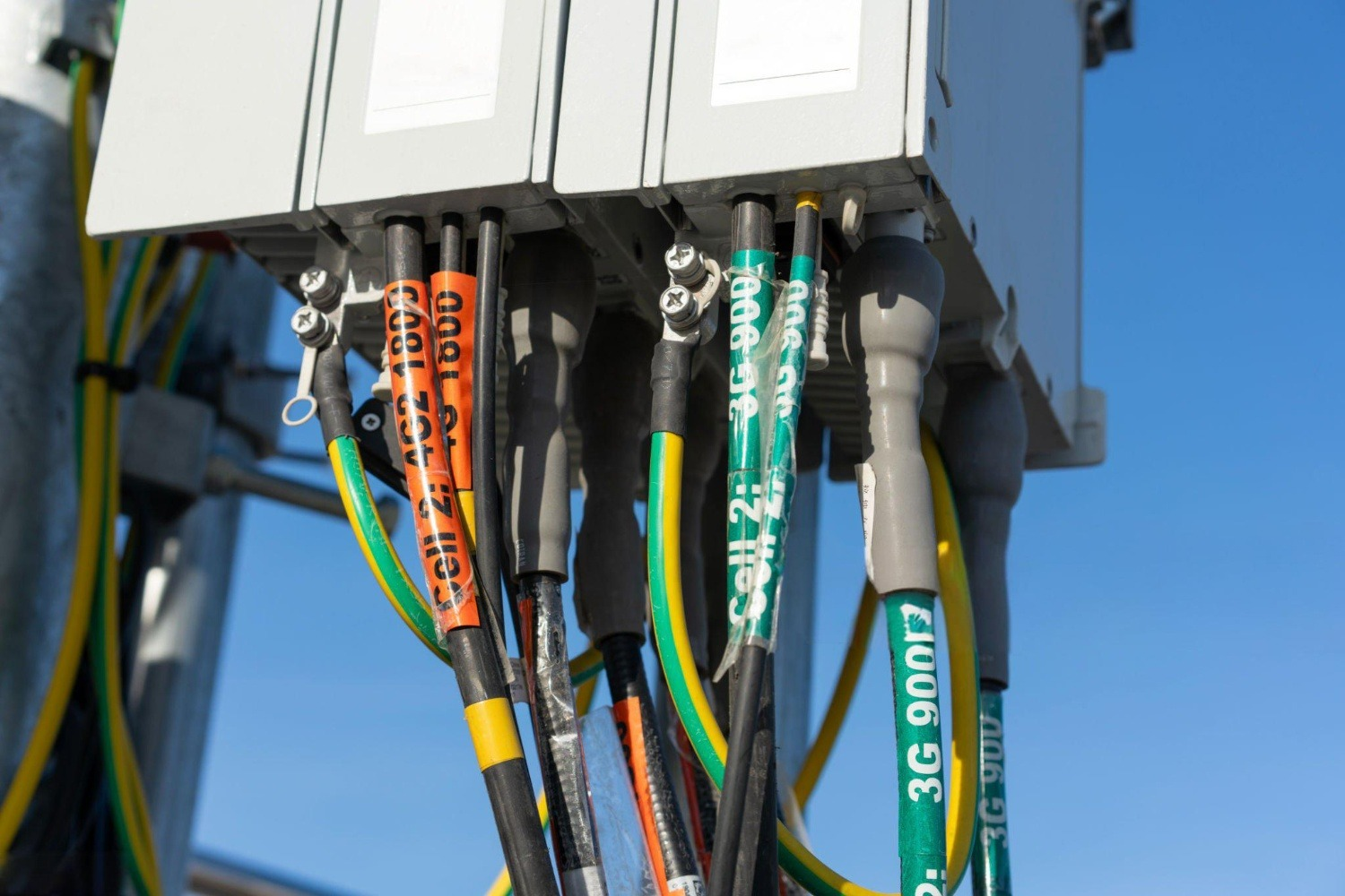 R&eacute;tr&eacute;cissement thermique ou r&eacute;tr&eacute;cissement &agrave; froid